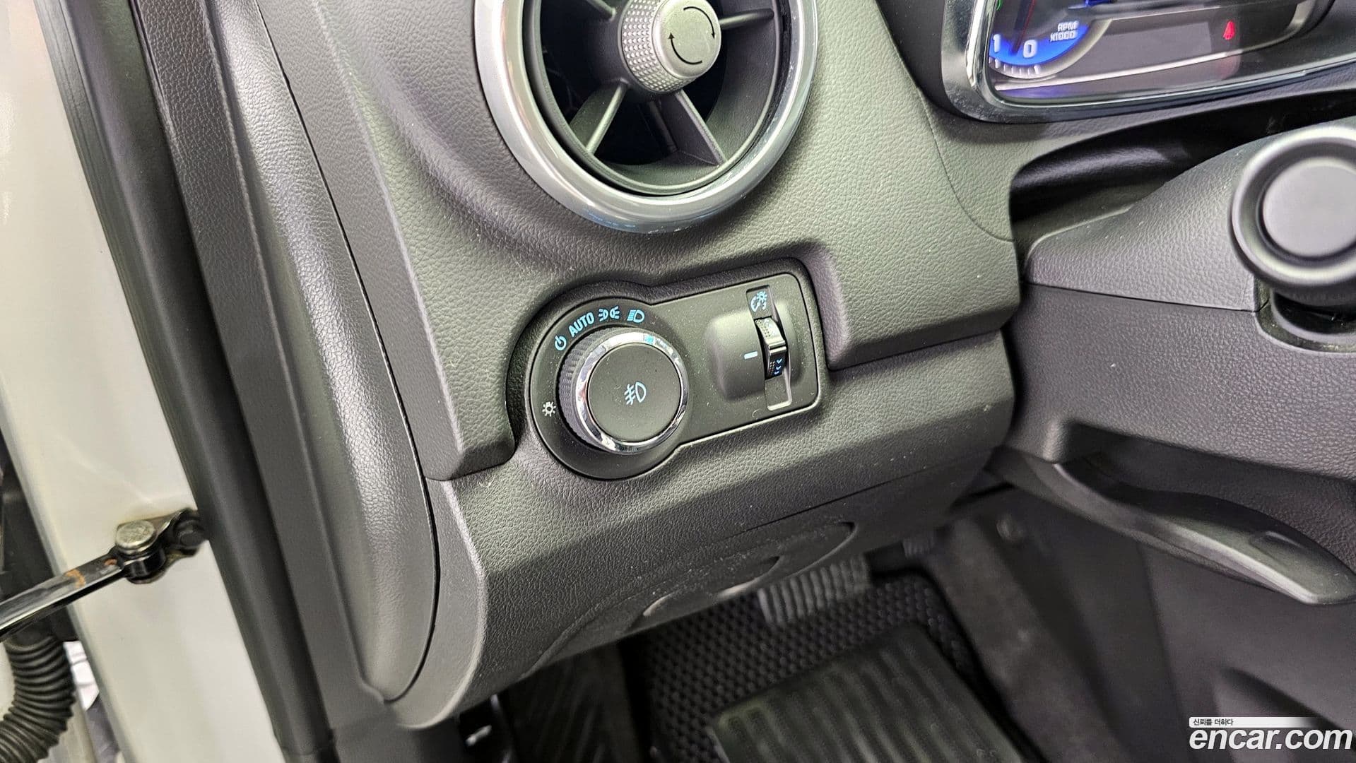 Main__Slider__Photo:Trax ChevroletGMDaewoo 2014.10-17