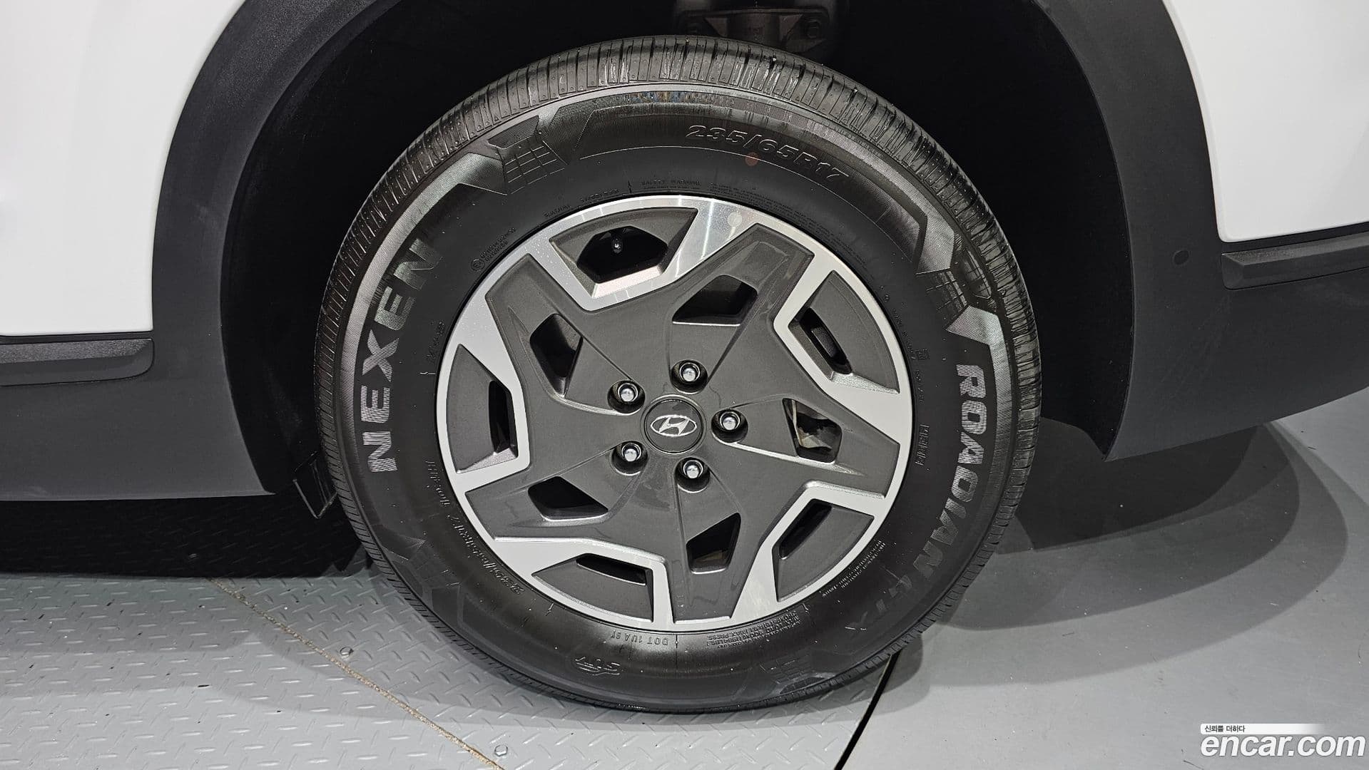 Main__Slider__Photo:Santafe Hyundai 2023.0-4