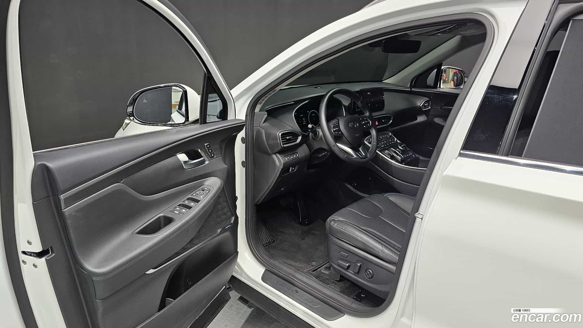 Santafe Hyundai 2023.0-INNER-010