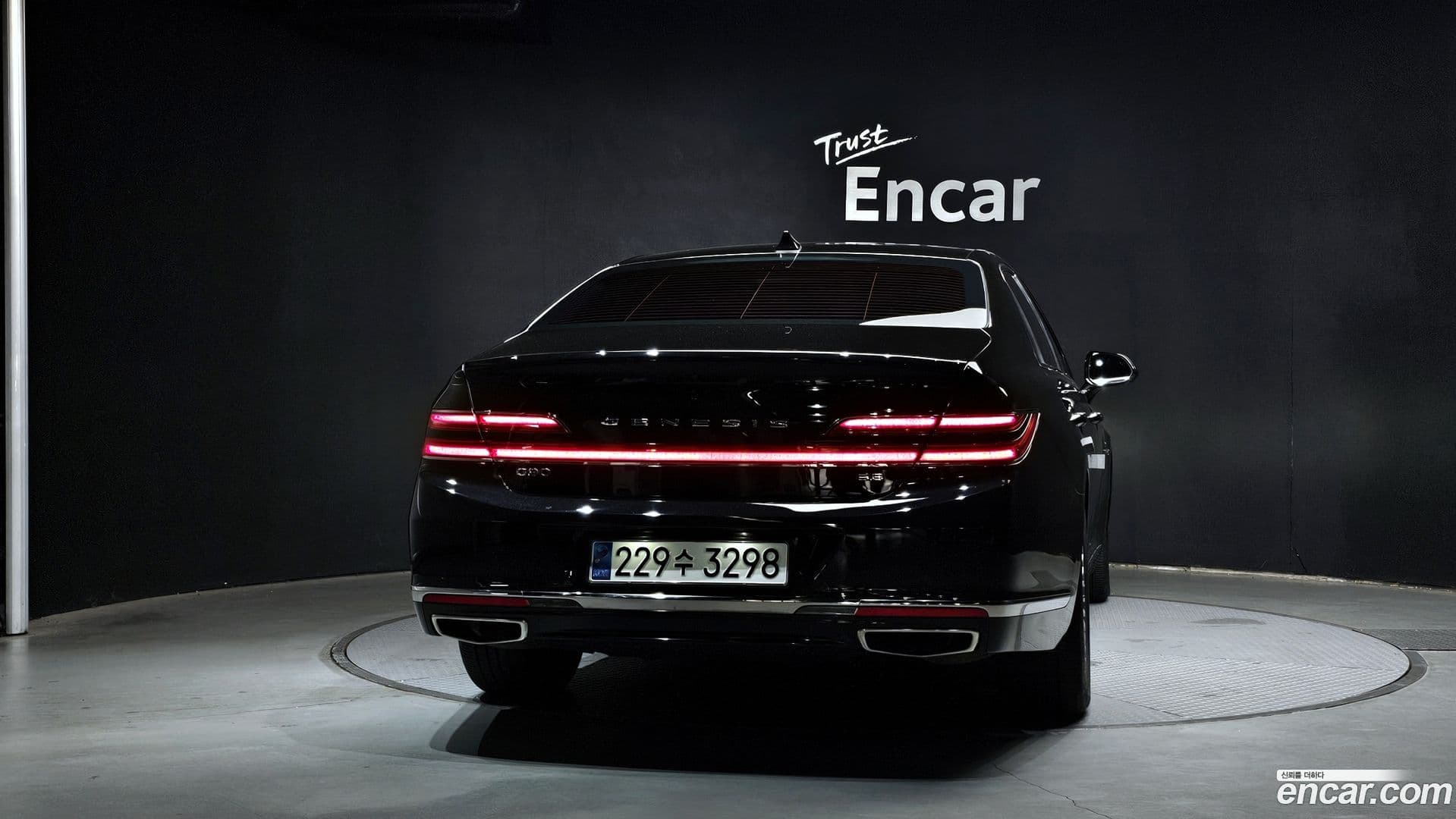 Main__Slider__Photo:G90 Genesis 2019.0-3