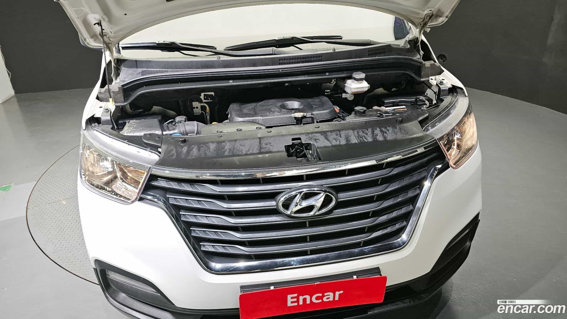 Starex Hyundai 2019.4-INNER-006