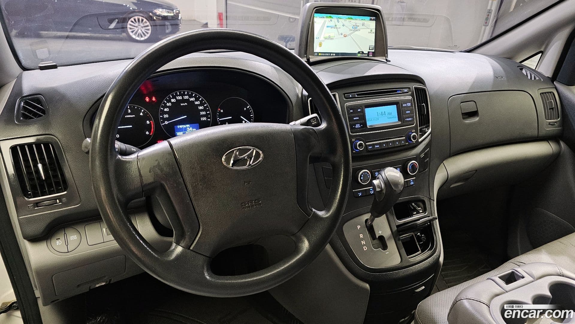 Main__Slider__Photo:Starex Hyundai 2019.4-6