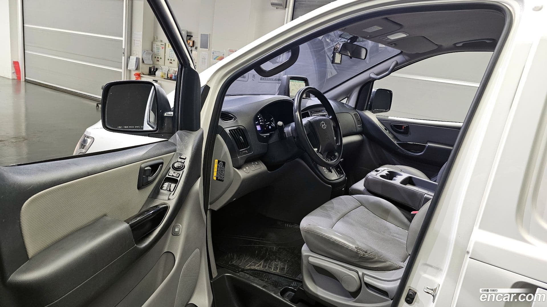 Main__Slider__Photo:Starex Hyundai 2019.4-9