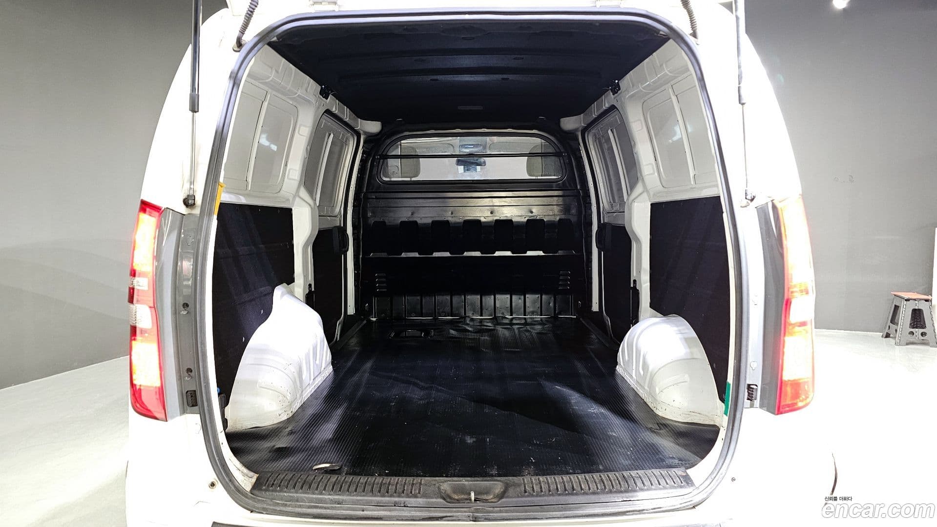 Main__Slider__Photo:Starex Hyundai 2019.4-19