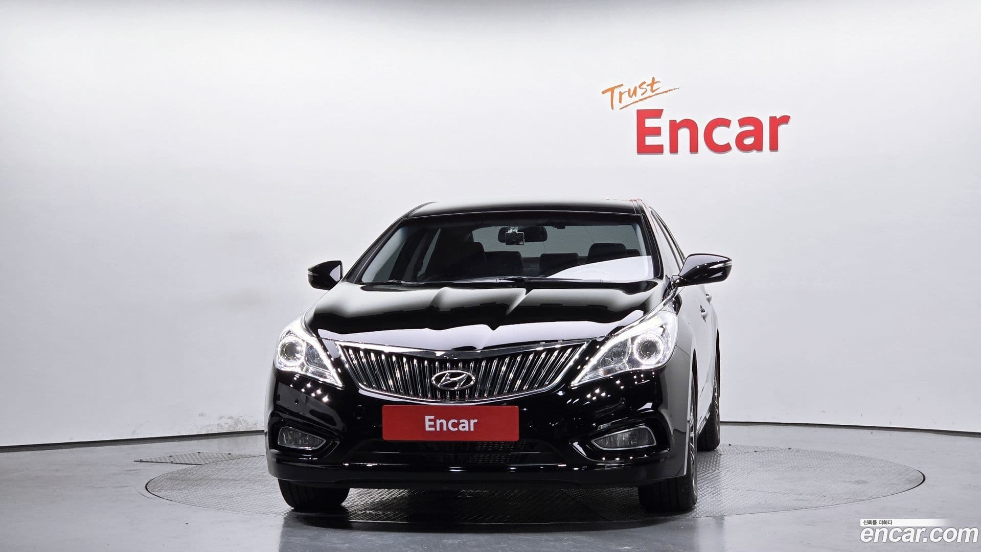 Main__Slider__Photo:Grandeur Hyundai 2014.3-2