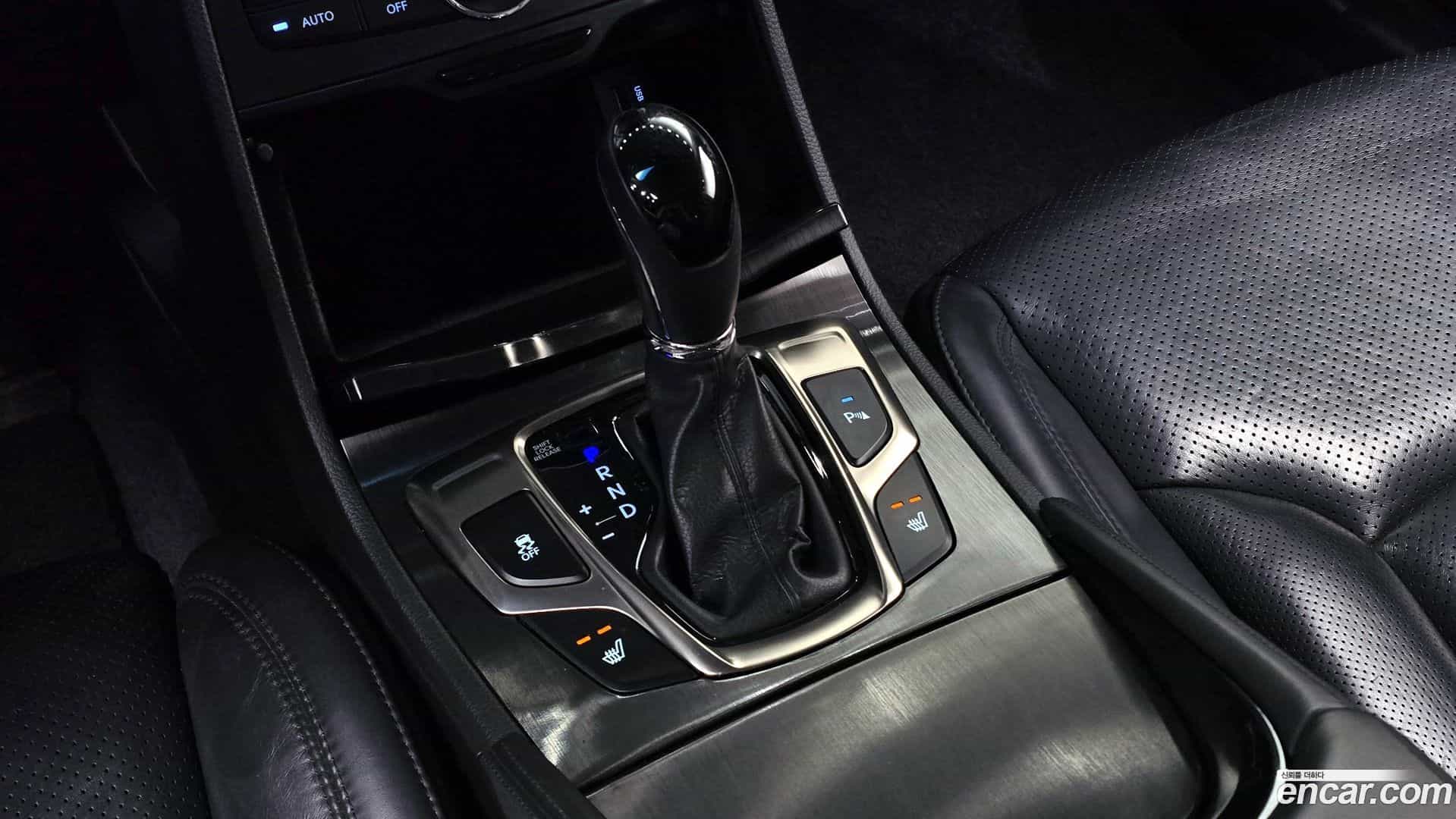 Grandeur Hyundai 2014.3-INNER-009