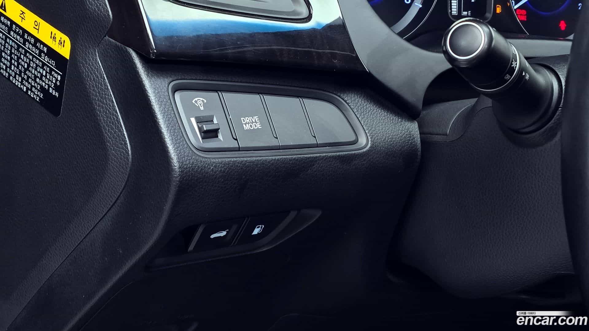 Grandeur Hyundai 2014.3-OPTION-018