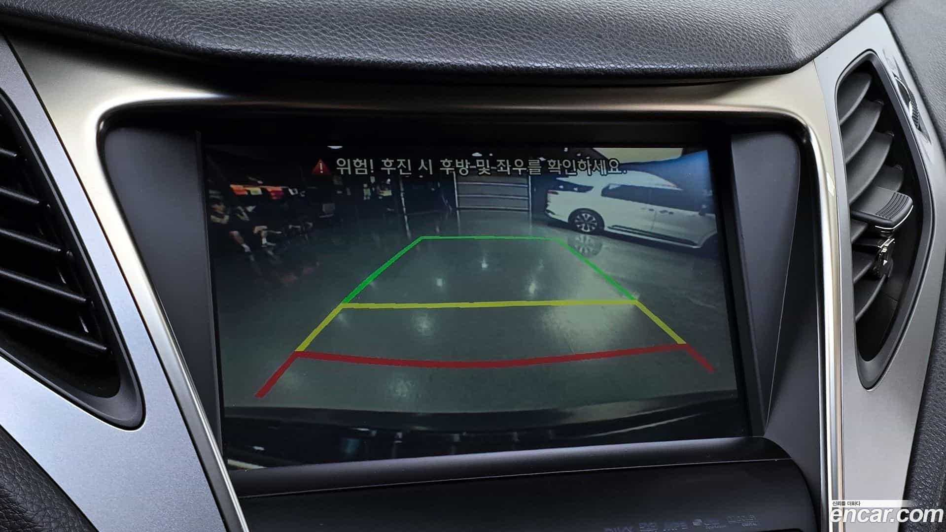 Grandeur Hyundai 2014.3-OPTION-020