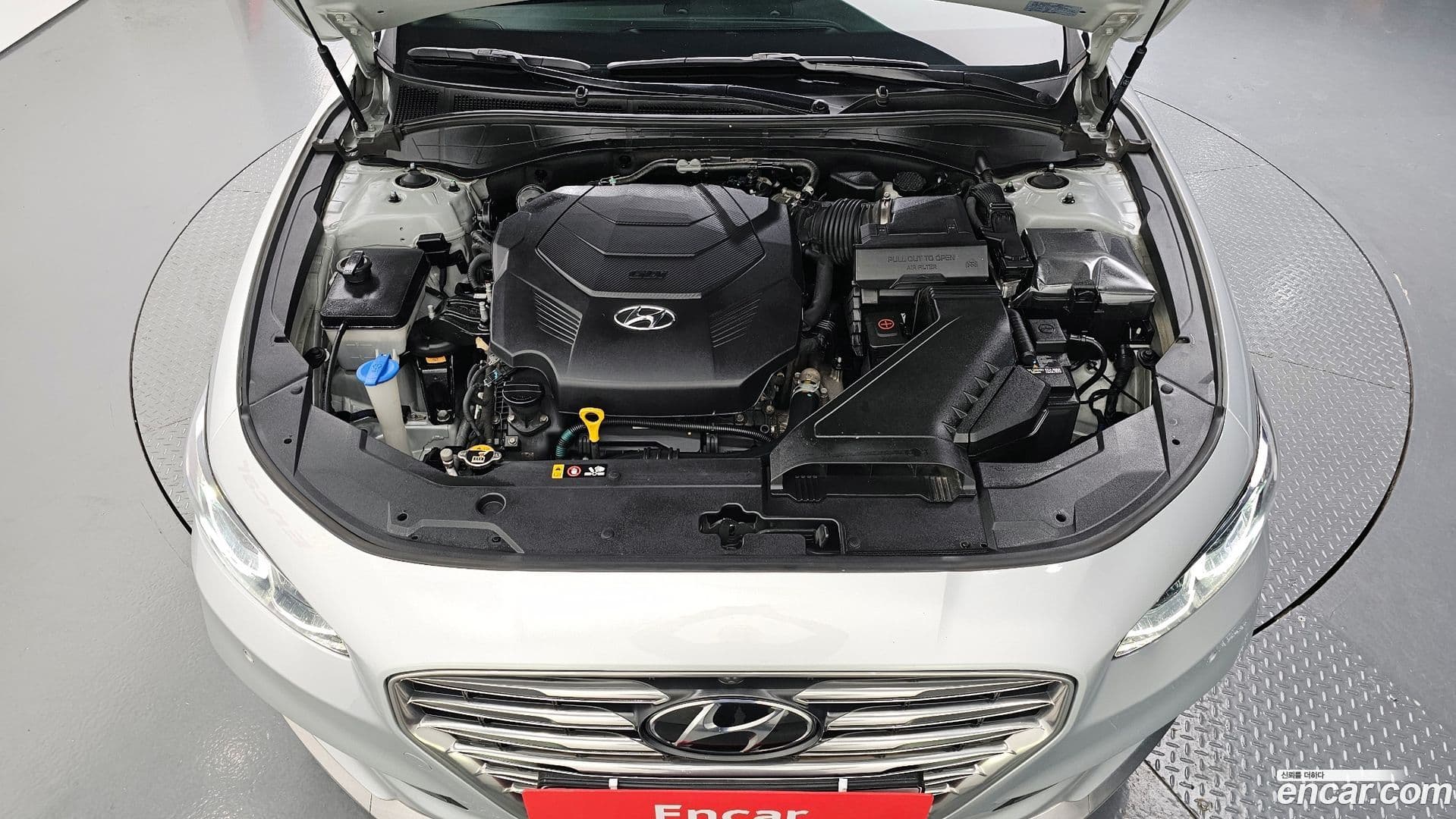 Main__Slider__Photo:Grandeur Hyundai 2018.7-5