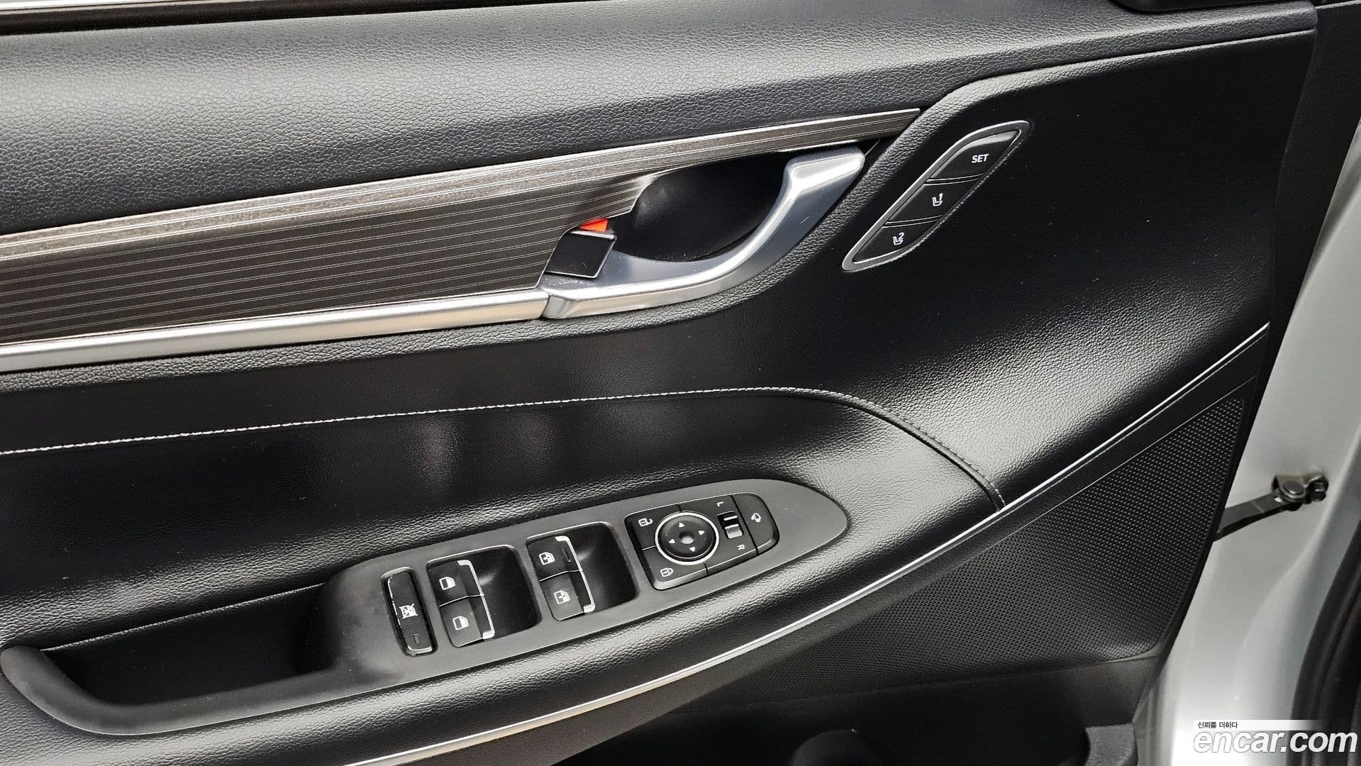 Main__Slider__Photo:Grandeur Hyundai 2018.7-17