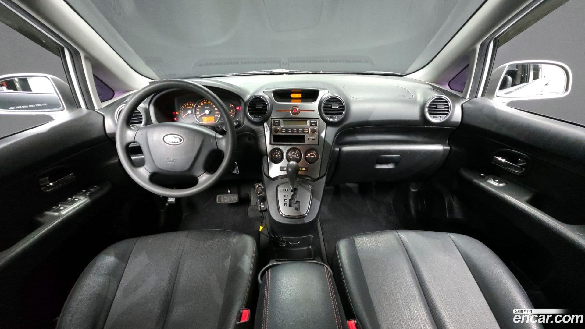 Main__Slider__Photo:Carens Kia 2011.7-6