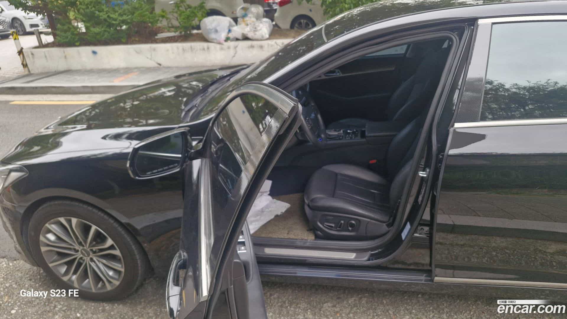 Genesis Hyundai 2014.9-INNER-009