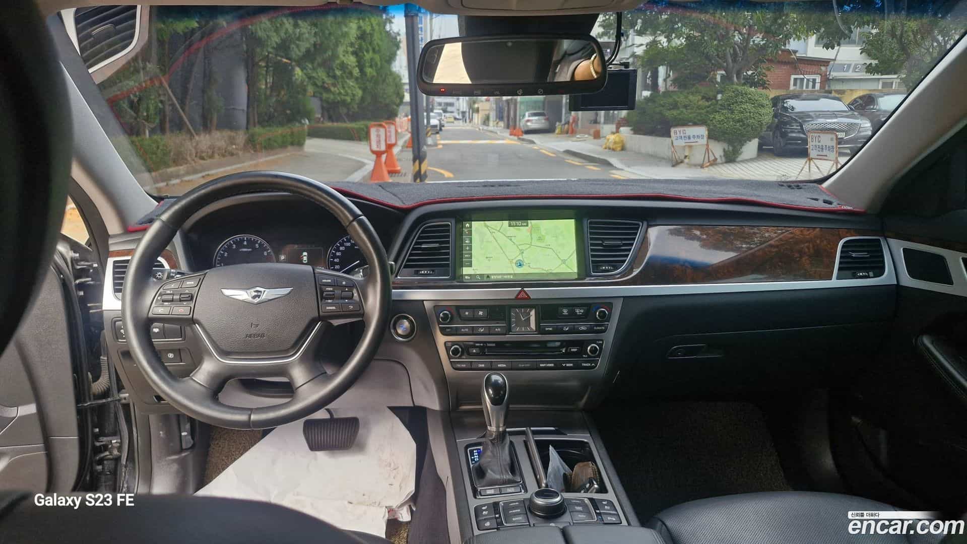 Genesis Hyundai 2014.9-INNER-010