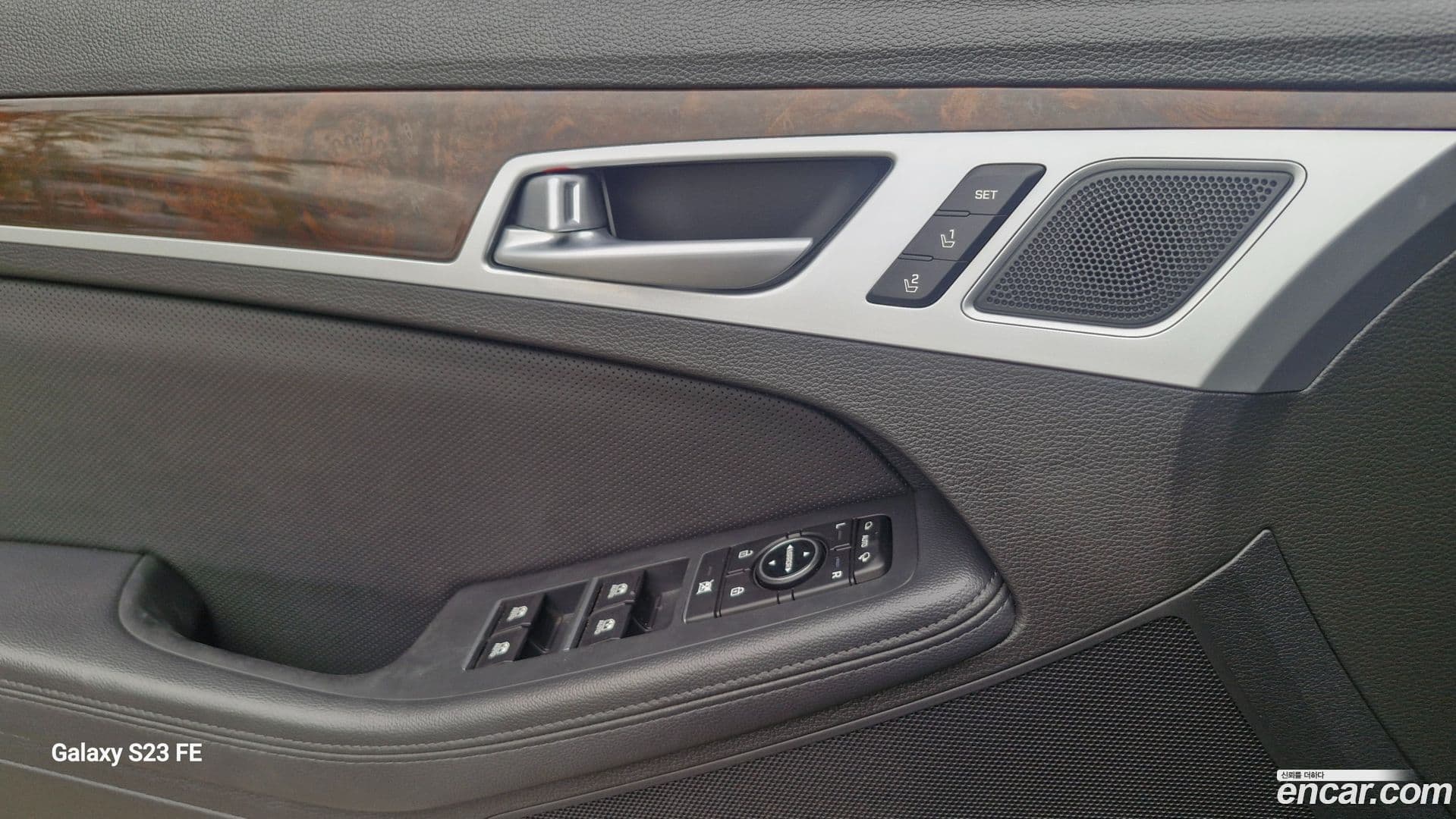 Main__Slider__Photo:Genesis Hyundai 2014.9-17