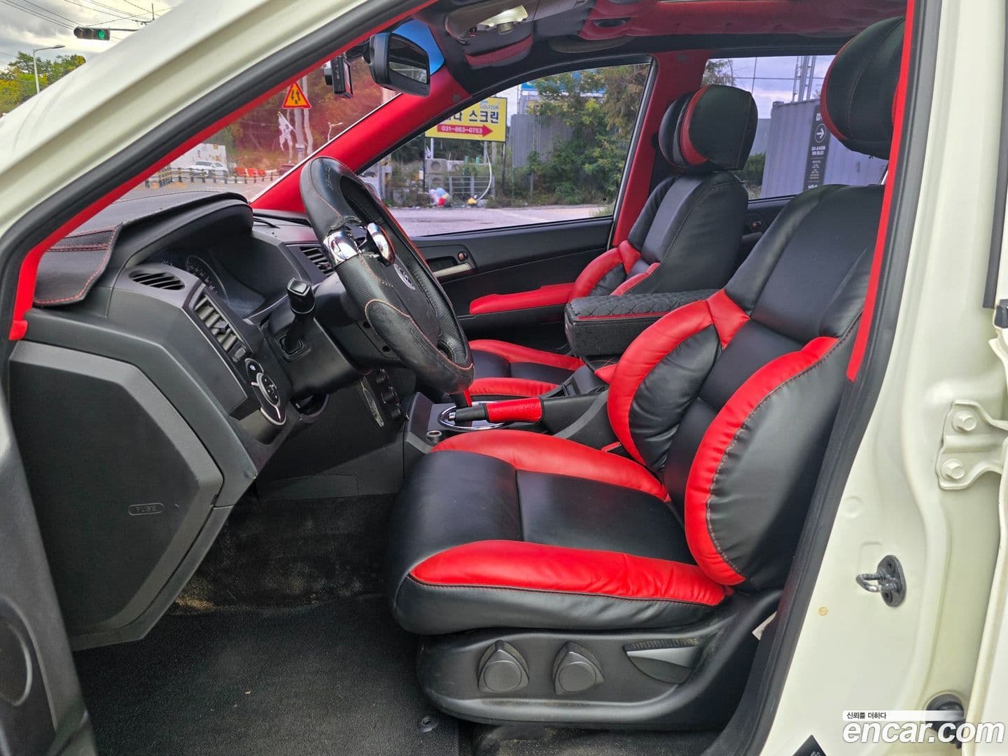 Main__Slider__Photo:KORANDO KG_Mobility_Ssangyong 2012.1-12