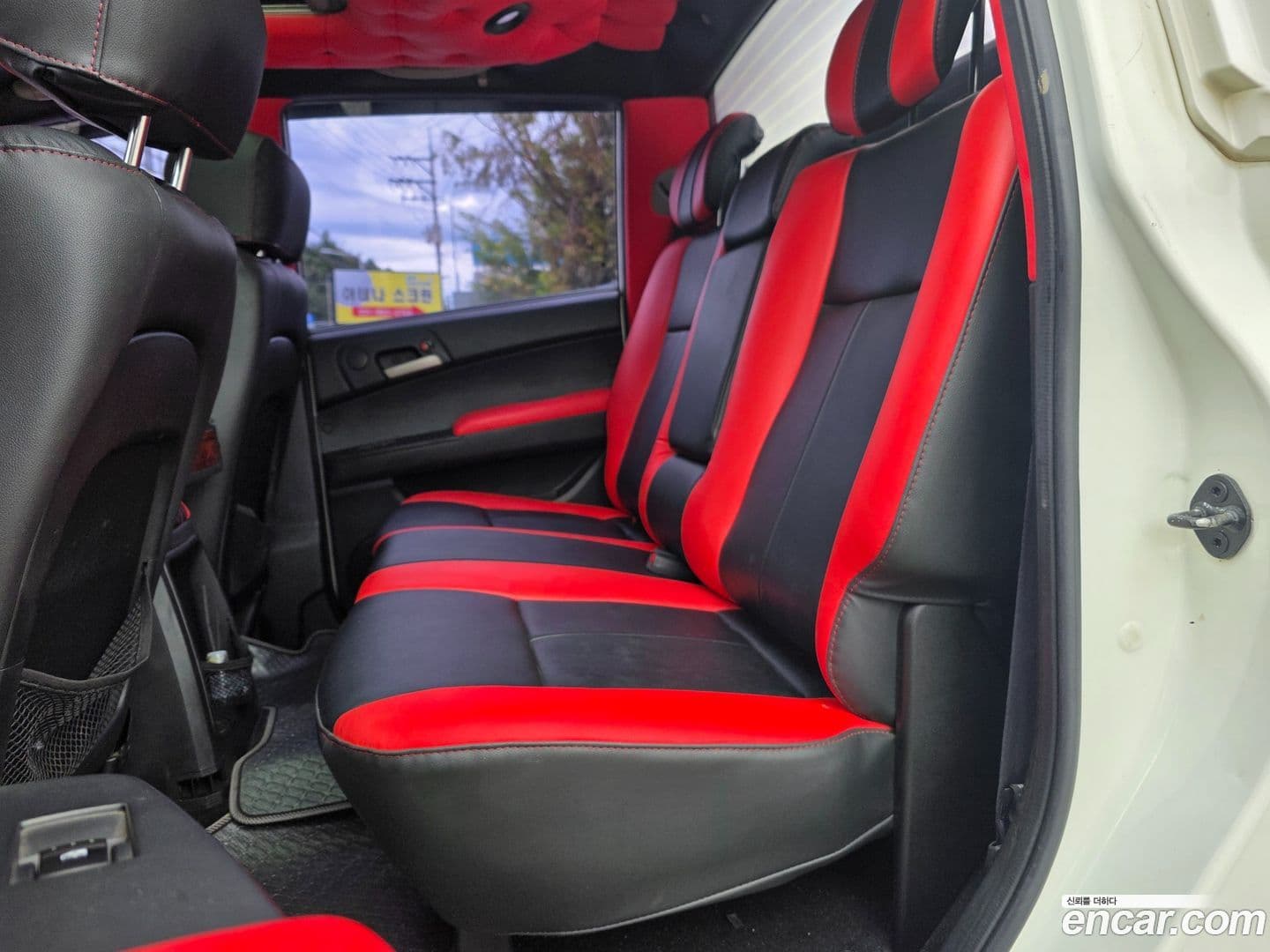 Main__Slider__Photo:KORANDO KG_Mobility_Ssangyong 2012.1-13