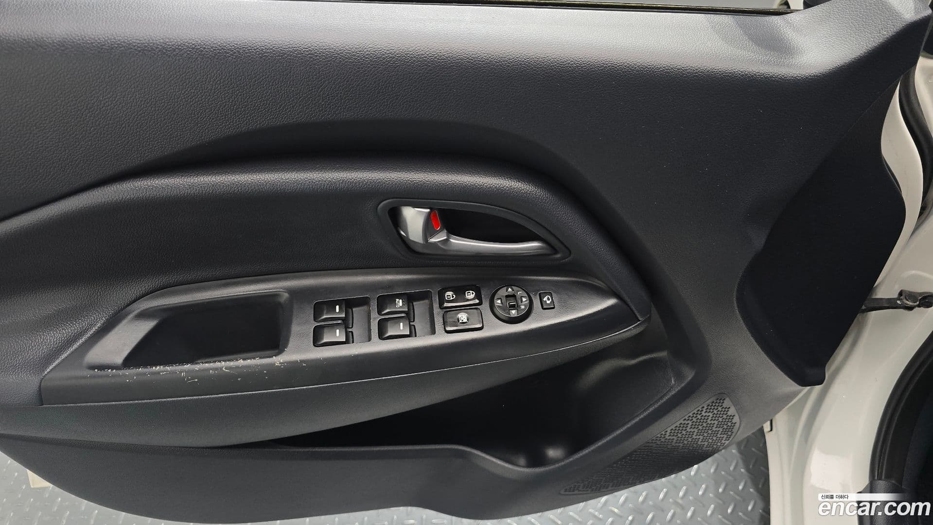 Main__Slider__Photo:pride Kia 2015.5-17