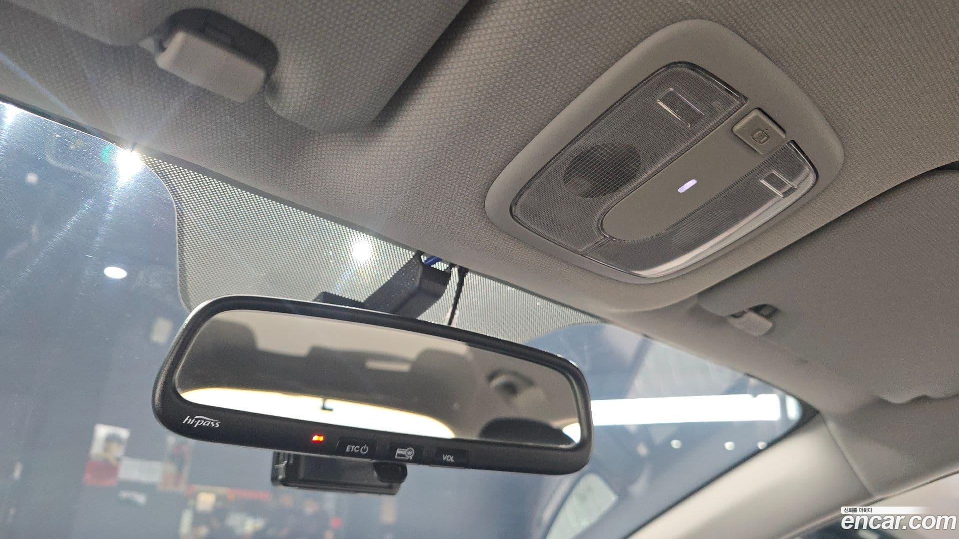 Main__Slider__Photo:pride Kia 2015.5-18