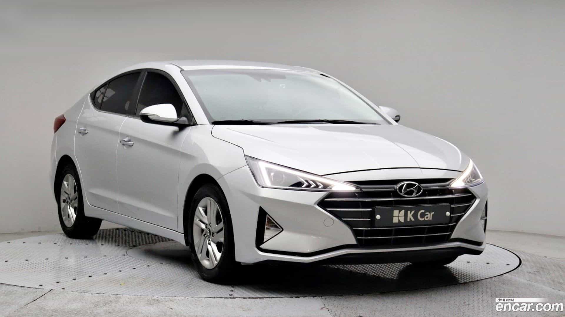 AVANTE Hyundai 2018.9-OUTER-003