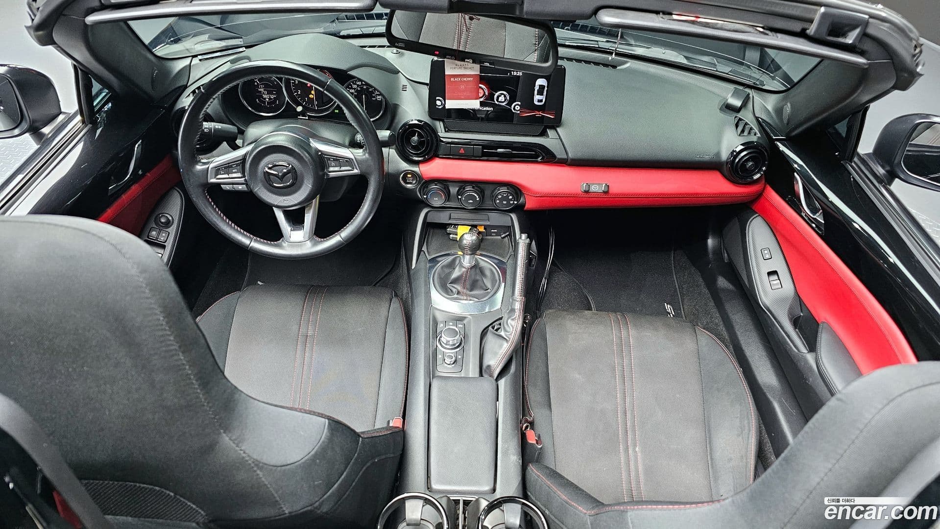 Main__Slider__Photo:MX-5 Miata Mazda 2019.11-6