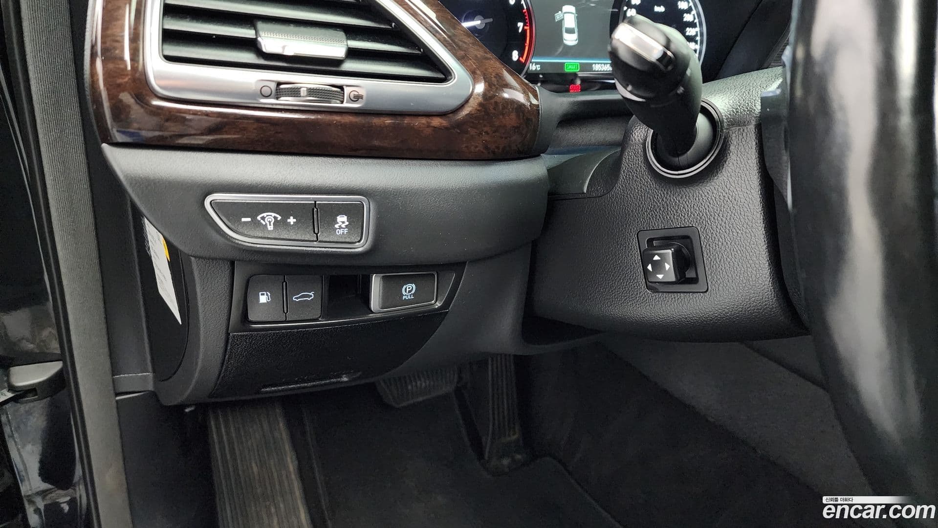 Main__Slider__Photo:EQ900 Genesis 2016.1-16