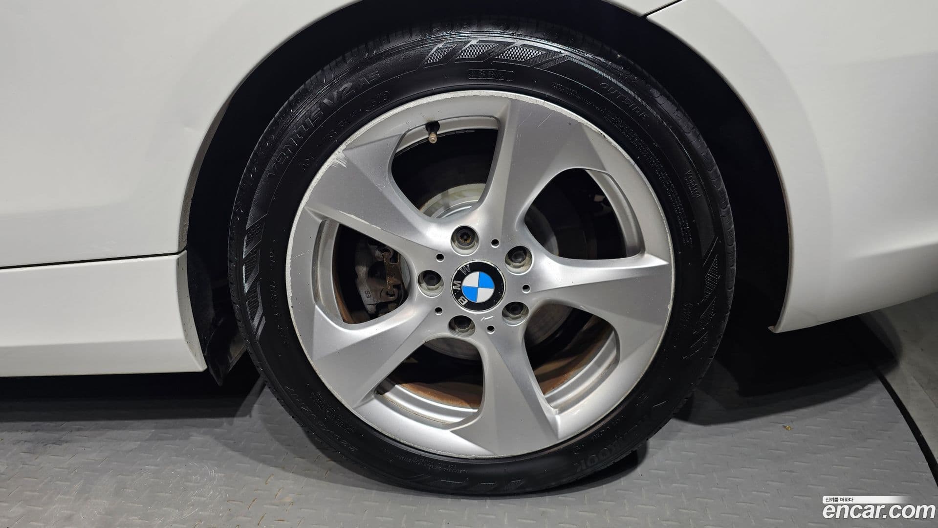 Main__Slider__Photo:1-Series BMW 2013.2-4