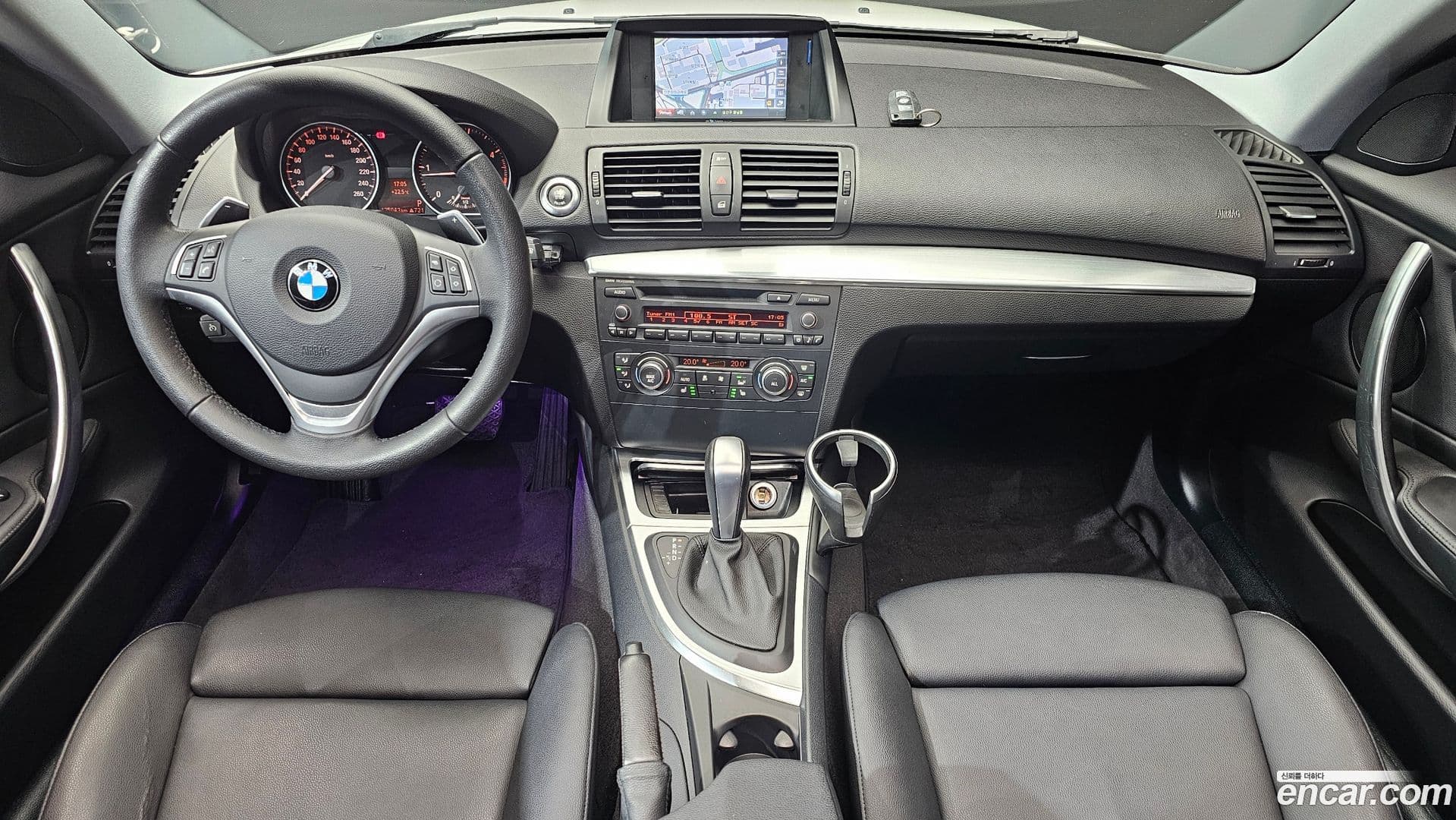 Main__Slider__Photo:1-Series BMW 2013.2-6