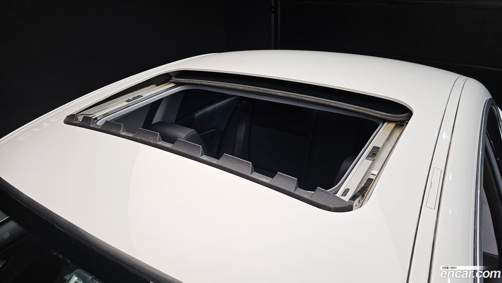 Main__Slider__Photo:1-Series BMW 2013.2-18