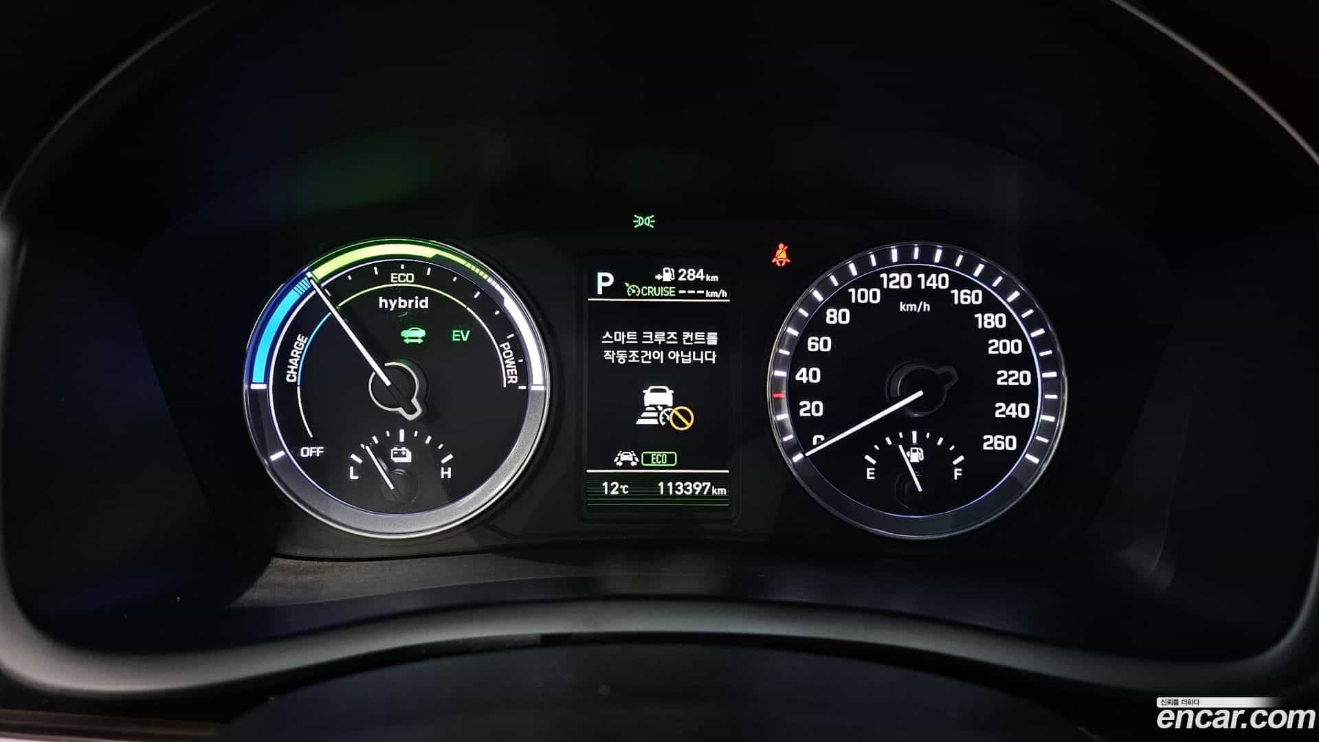 Sonata Hyundai 2018.10-INNER-008