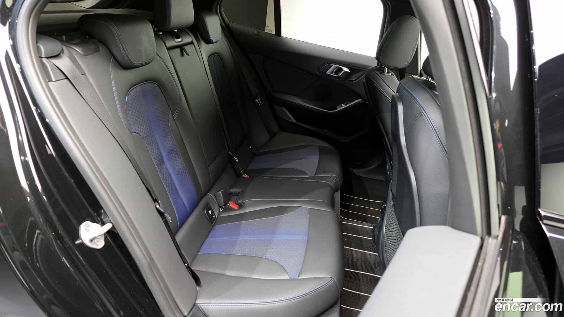 1-Series BMW 2024.6-OPTION-016