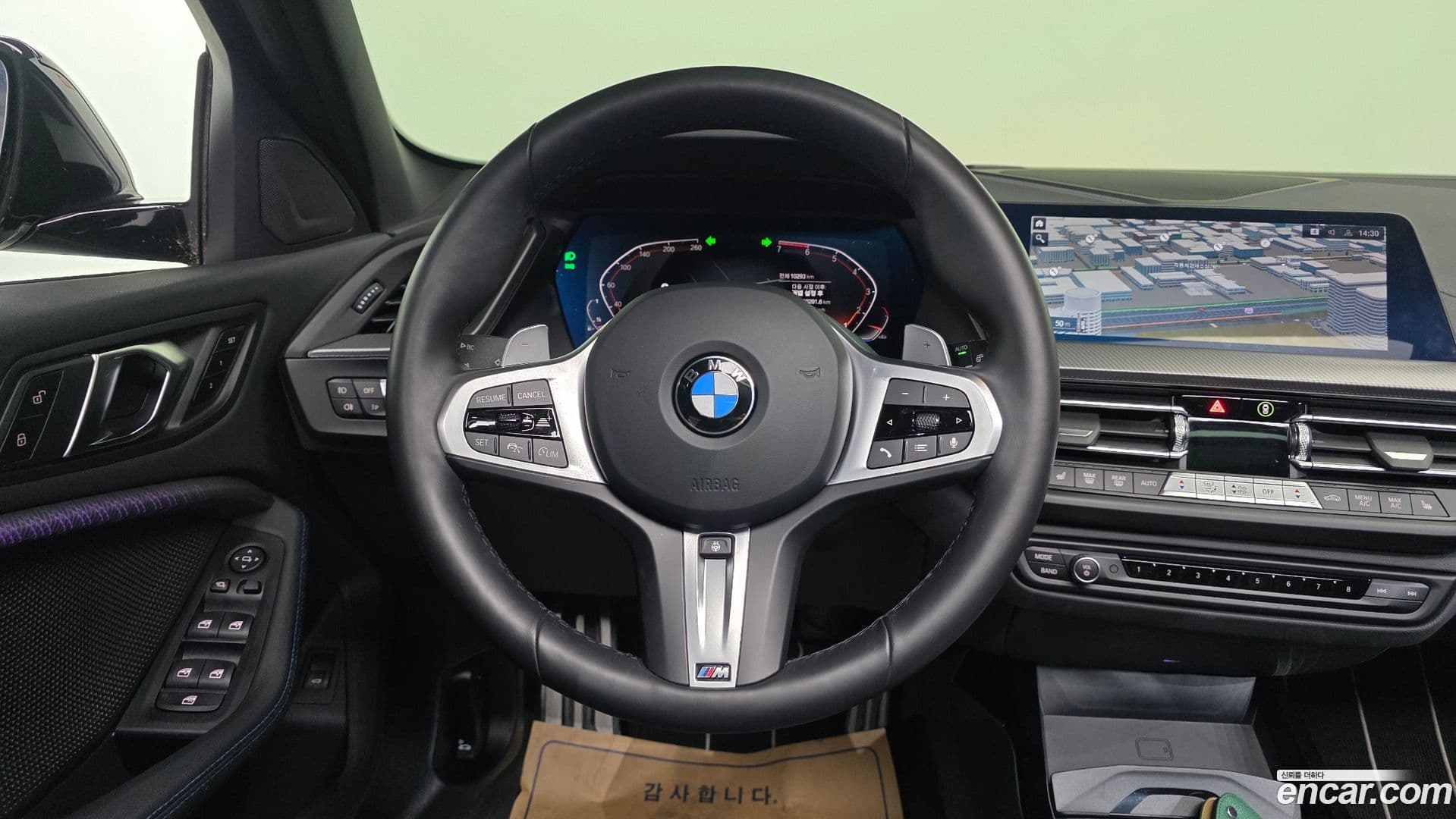 Main__Slider__Photo:1-Series BMW 2024.6-12