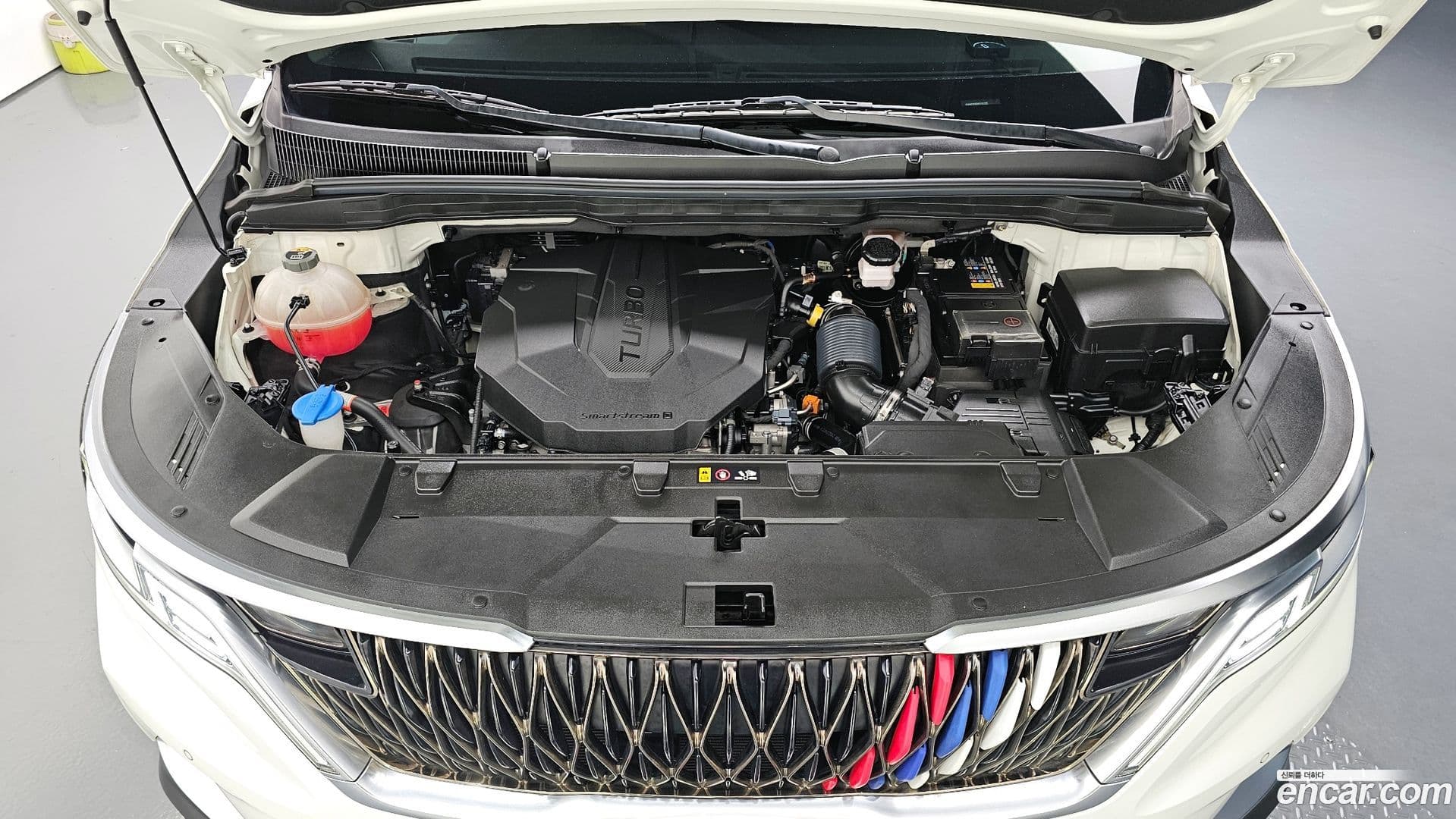 Main__Slider__Photo:Canival Kia 2021.3-5