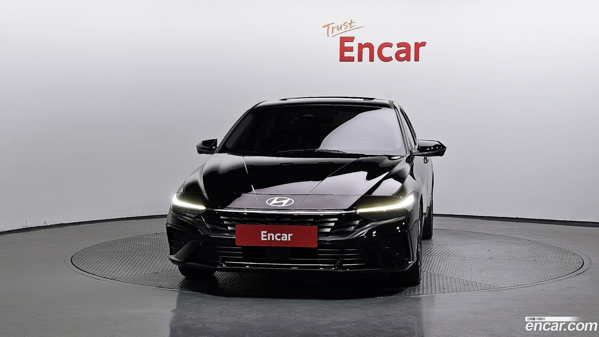 Main__Slider__Photo:AVANTE Hyundai 2023.4-2