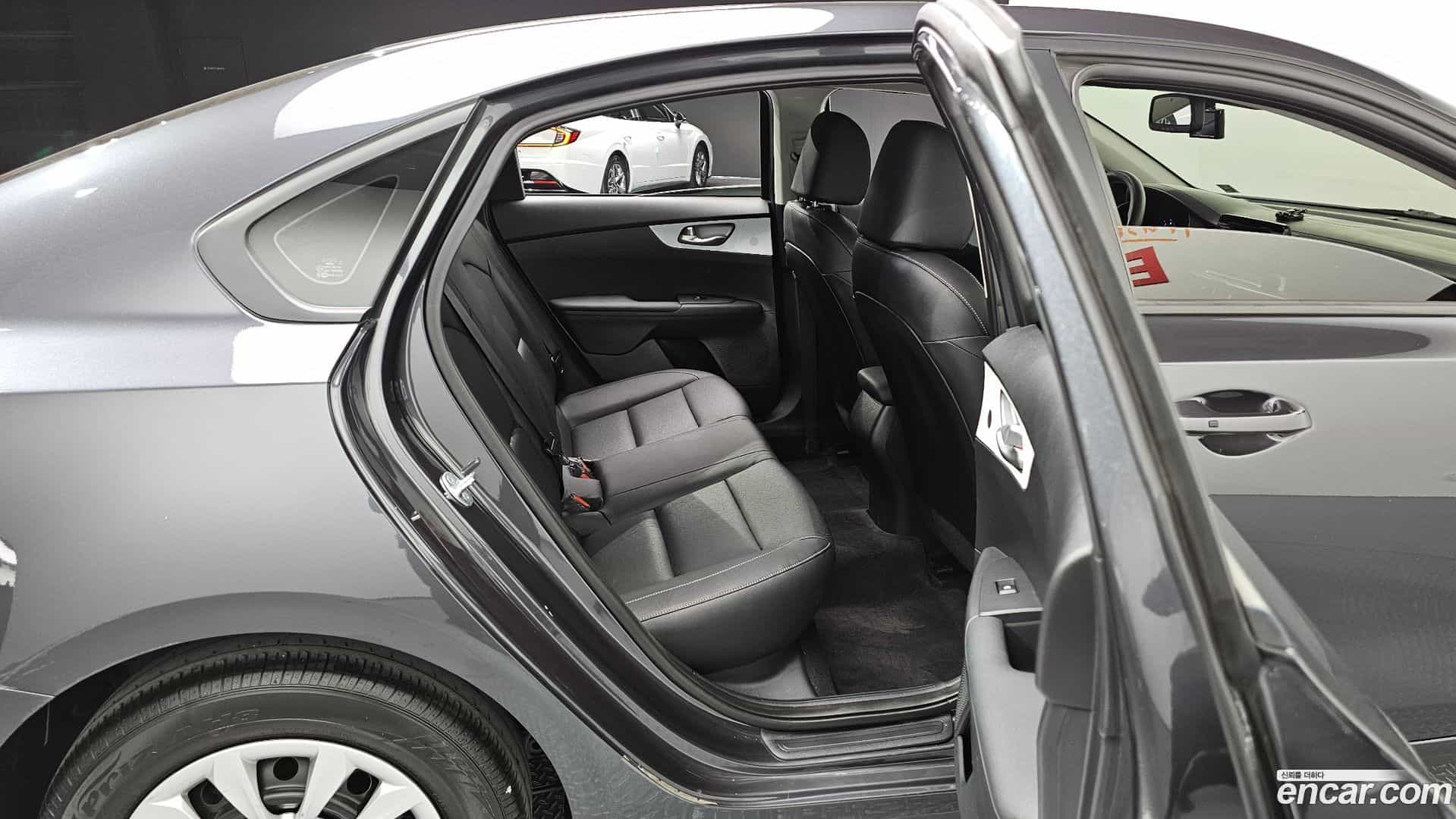 K3 Kia 2022.7-OPTION-017