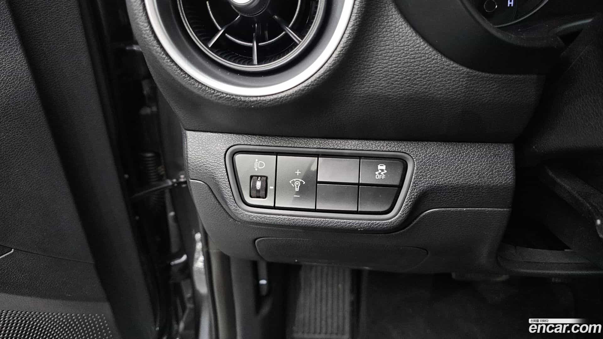 K3 Kia 2022.7-OPTION-019