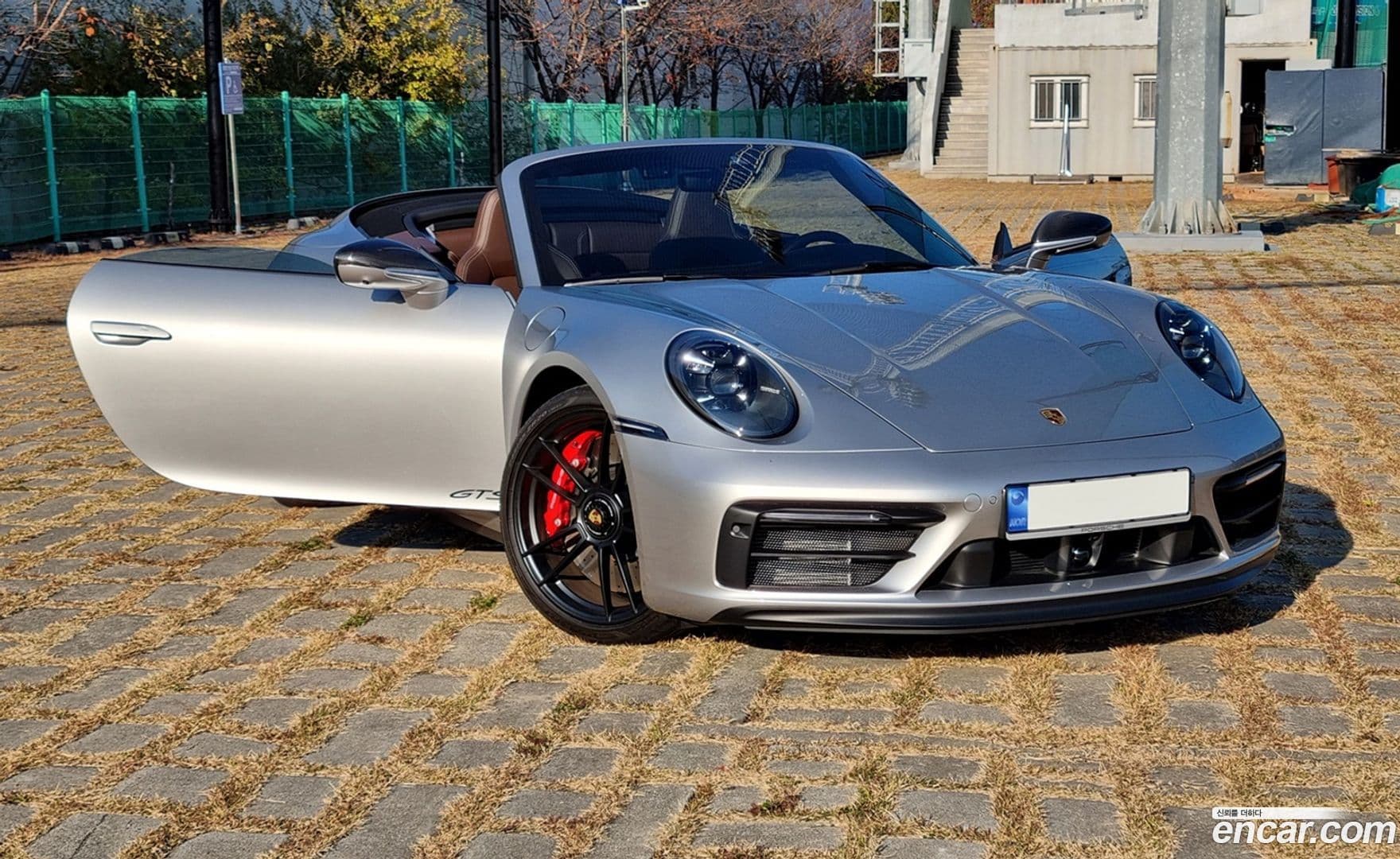 Main__Slider__Photo:911 Porsche 2024.3-2