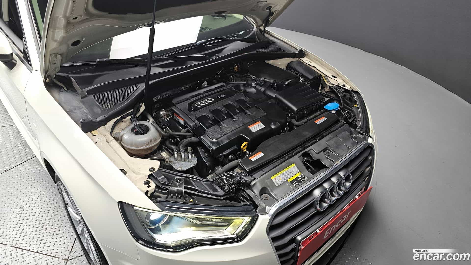 A3 Audi 2015.5-INNER-006