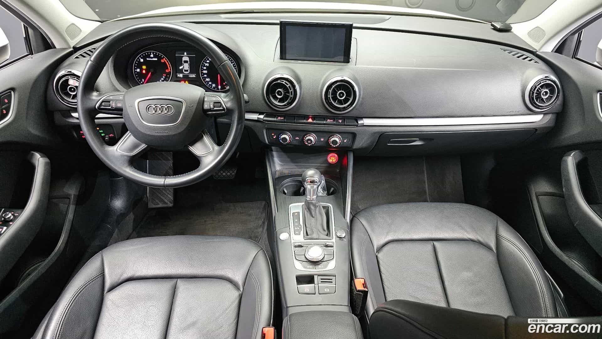 A3 Audi 2015.5-INNER-007