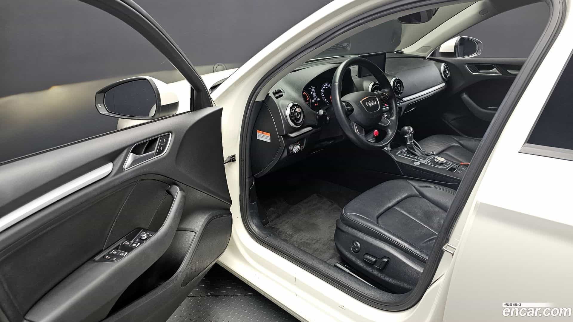 A3 Audi 2015.5-OPTION-015