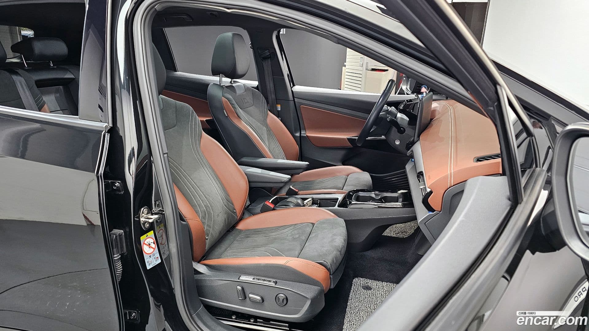 Main__Slider__Photo:ID.4 Volkswagen 2022.9-11