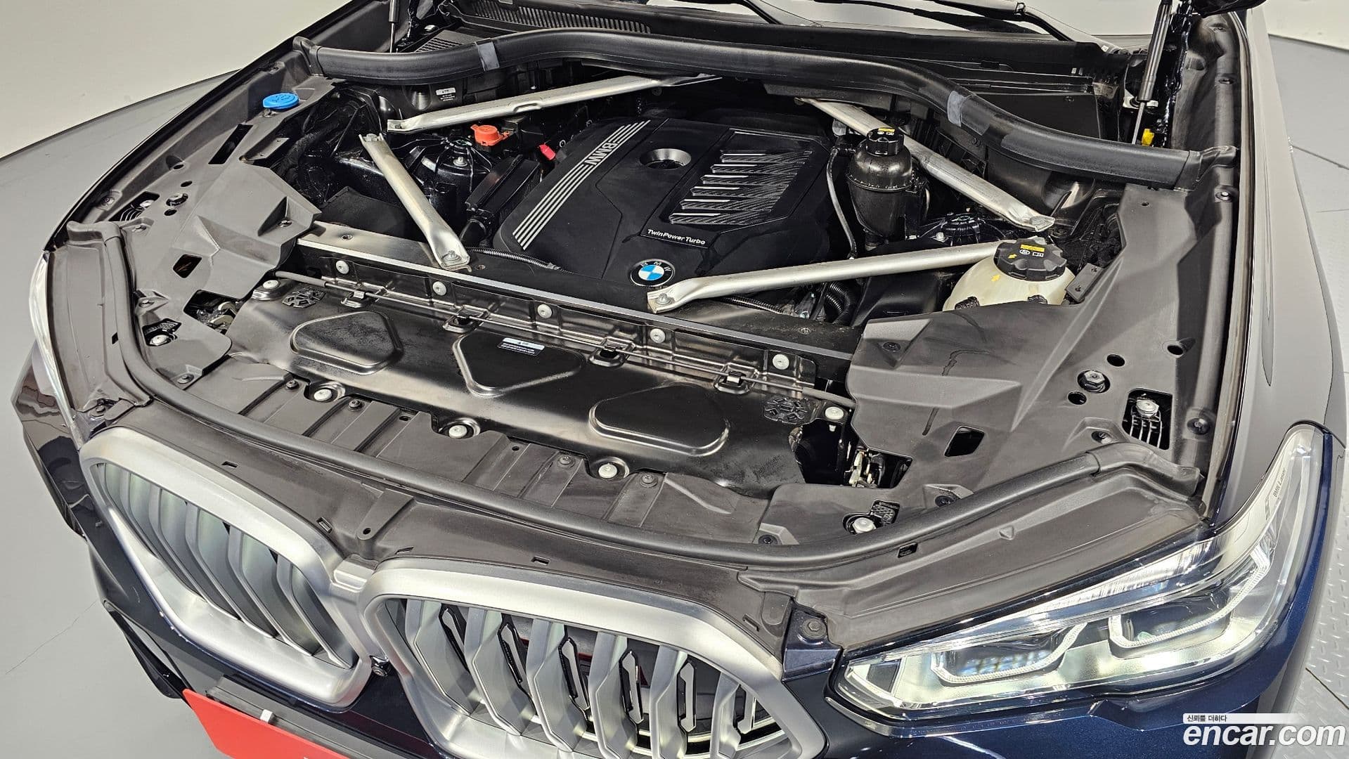 Main__Slider__Photo:X6 BMW 2022.5-5