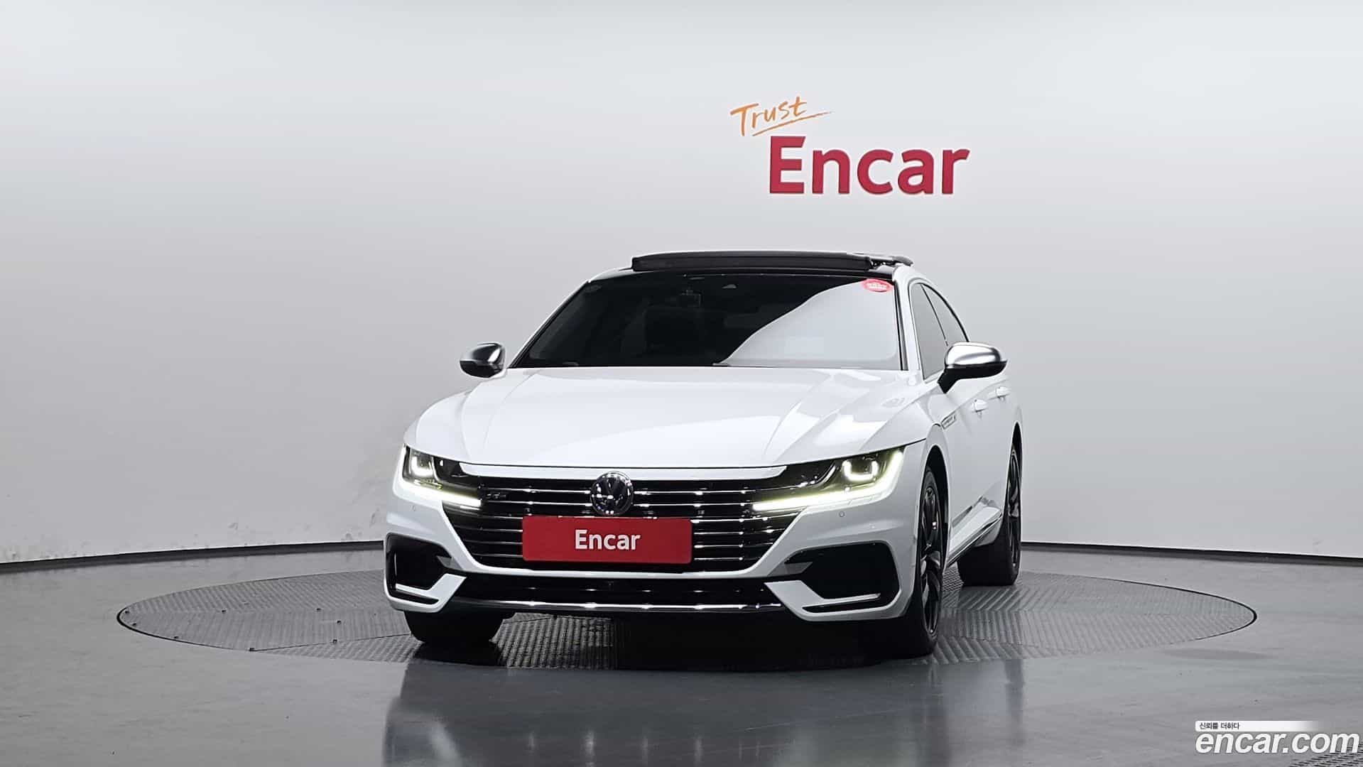 Arteon Volkswagen 2019.4-OUTER-003