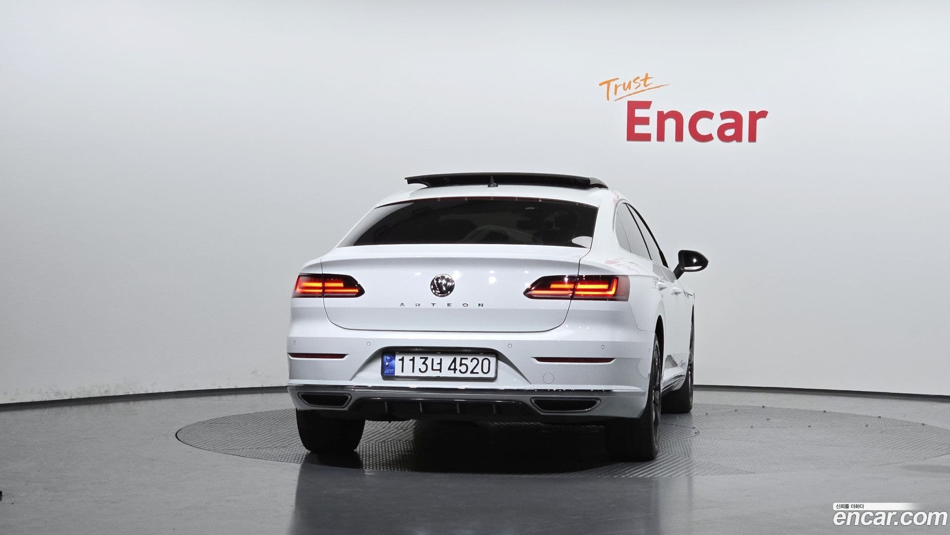 Main__Slider__Photo:Arteon Volkswagen 2019.4-3