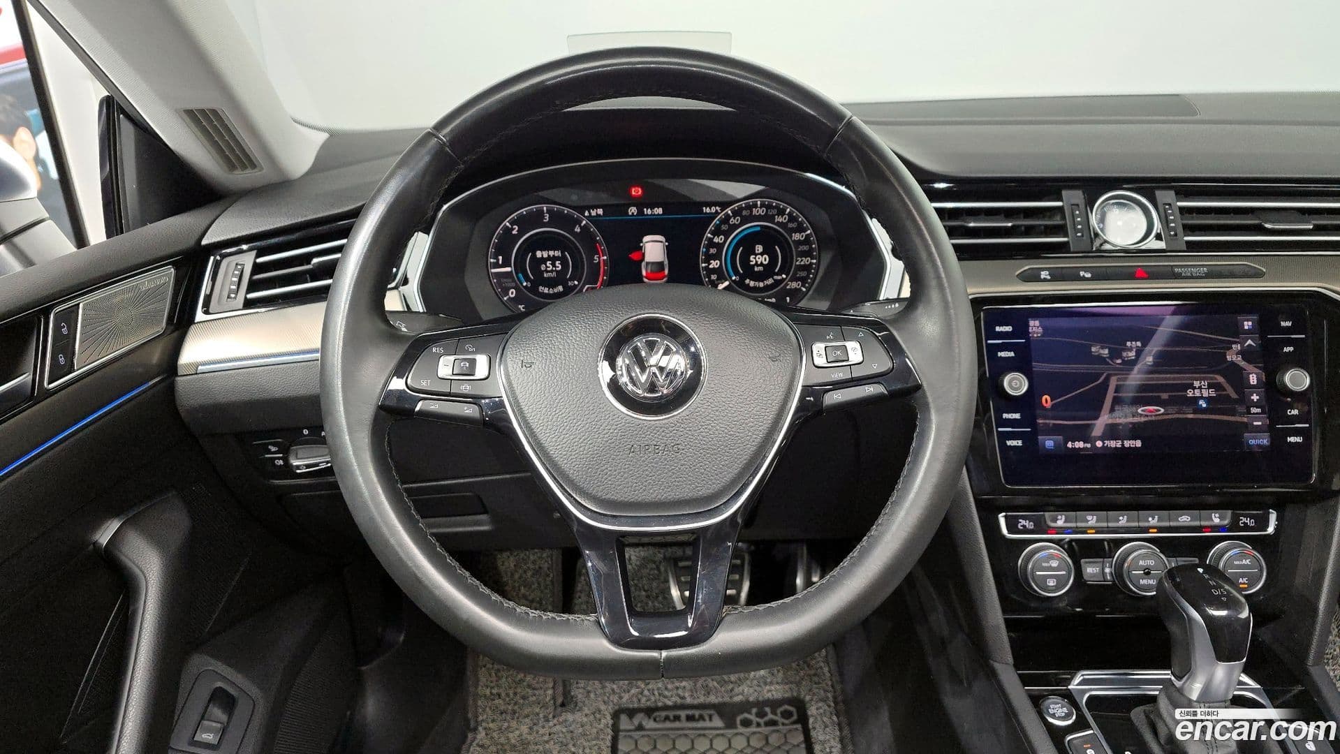 Main__Slider__Photo:Arteon Volkswagen 2019.4-13