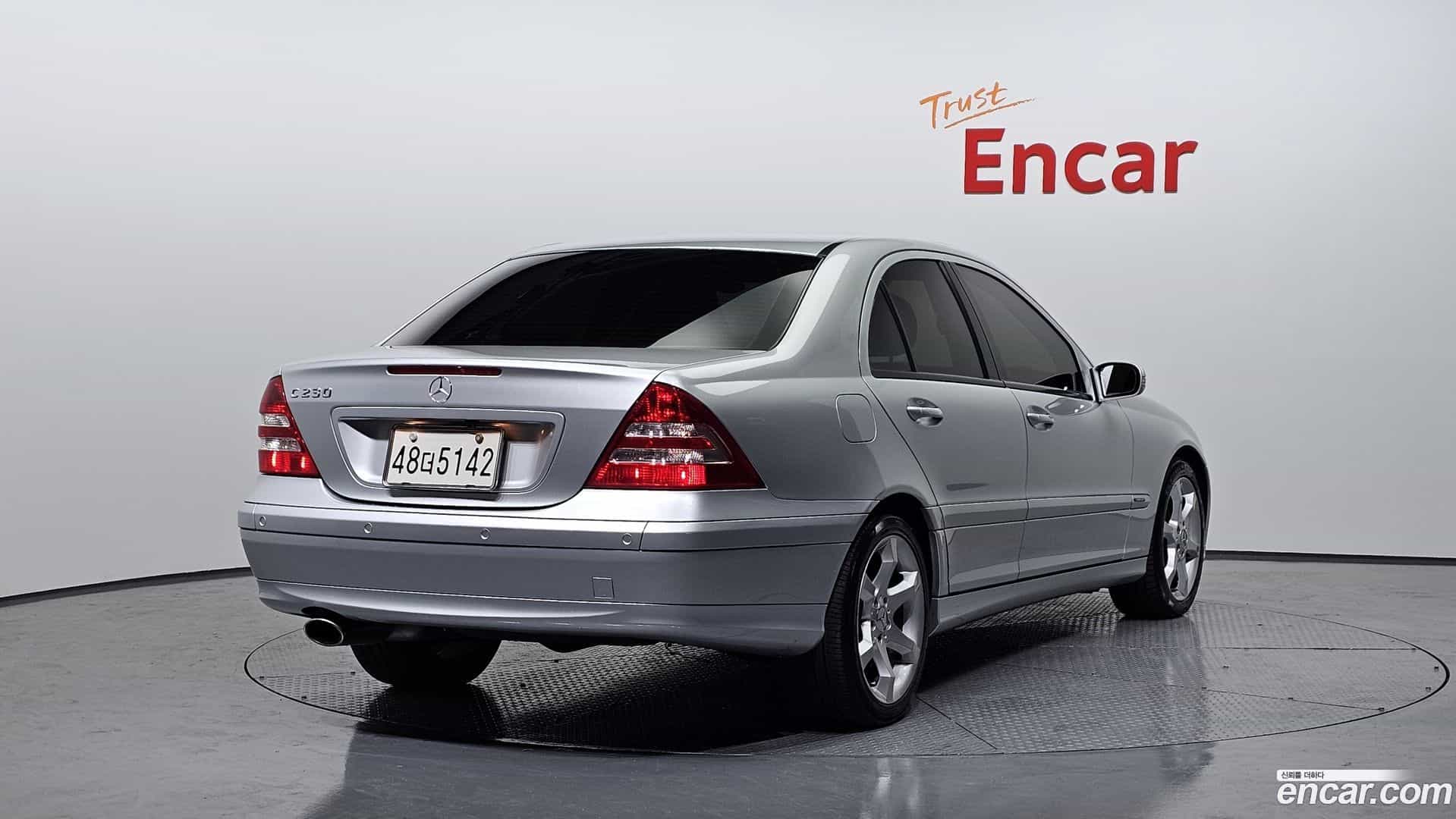 C-Class Mercedes-Benz 2007.5-OUTER-002