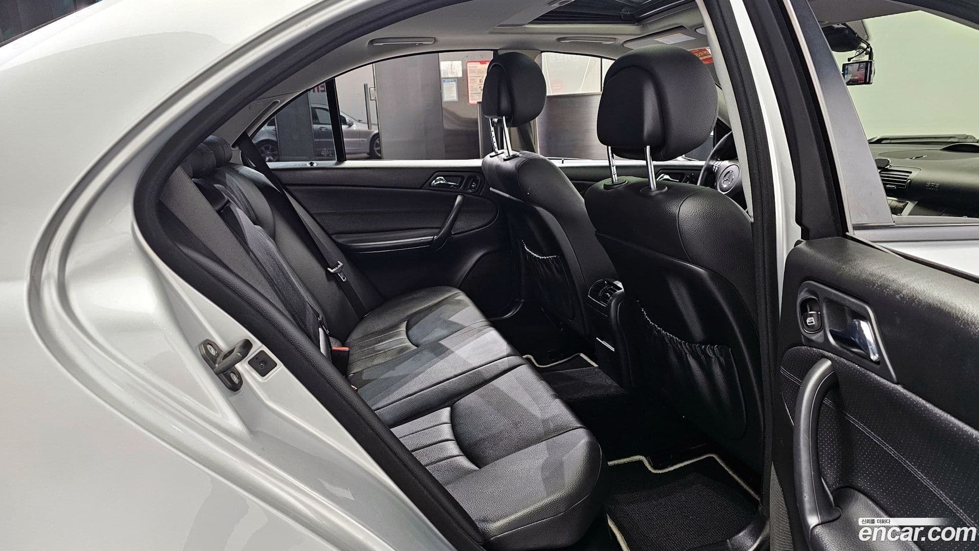 Main__Slider__Photo:C-Class Mercedes-Benz 2007.5-11