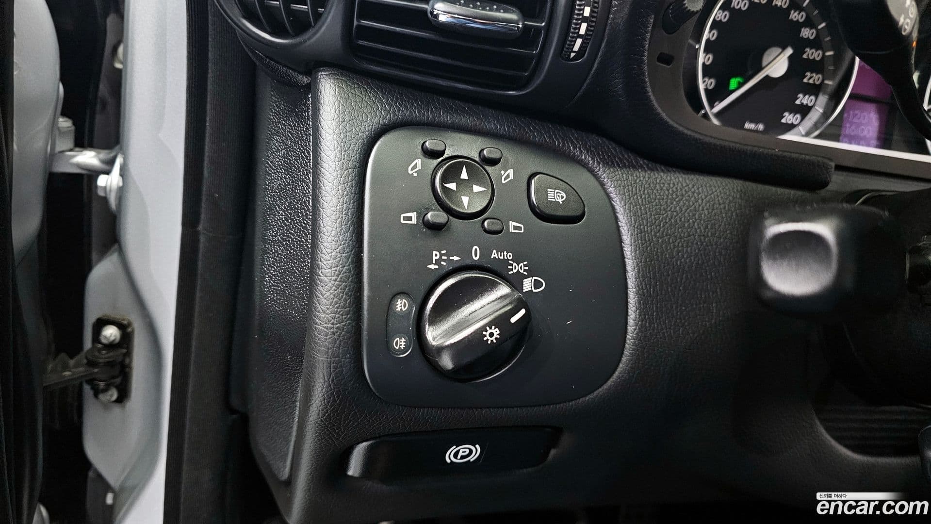 Main__Slider__Photo:C-Class Mercedes-Benz 2007.5-16