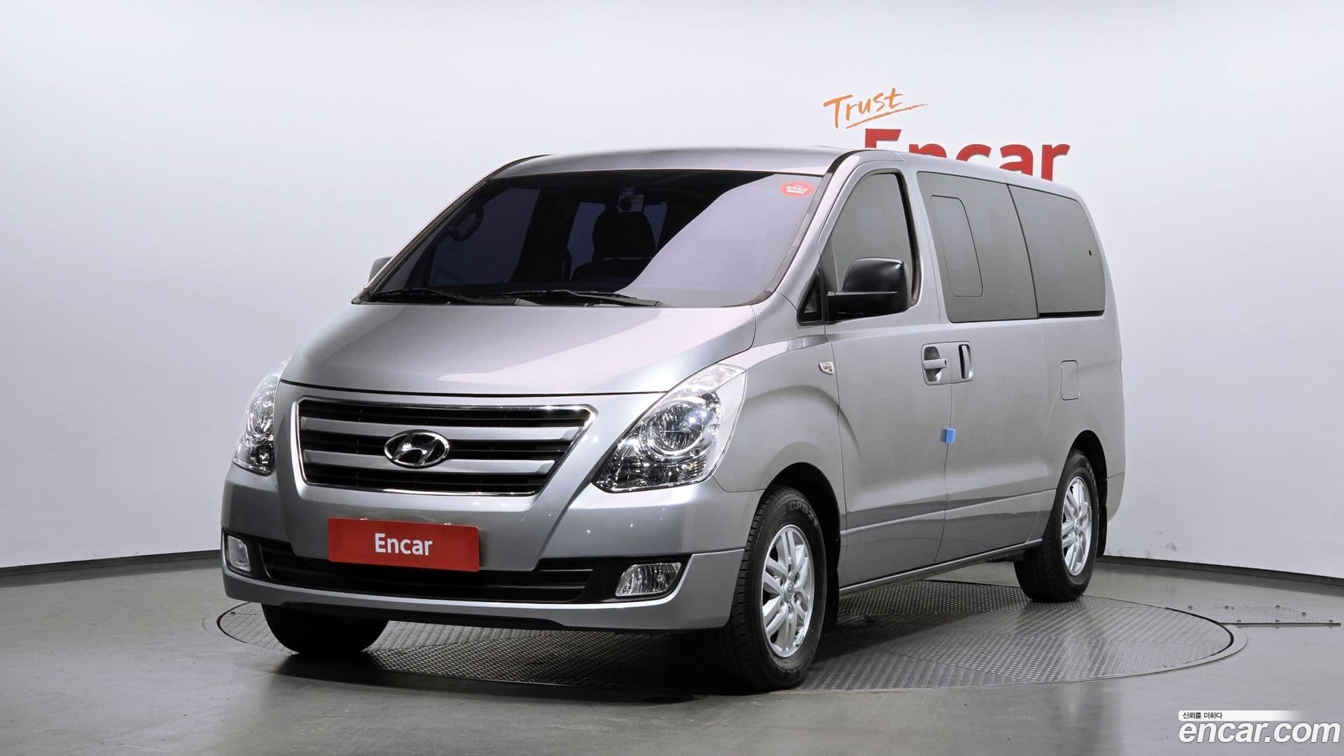 Main__Slider__Photo:Starex Hyundai 2017.3-0