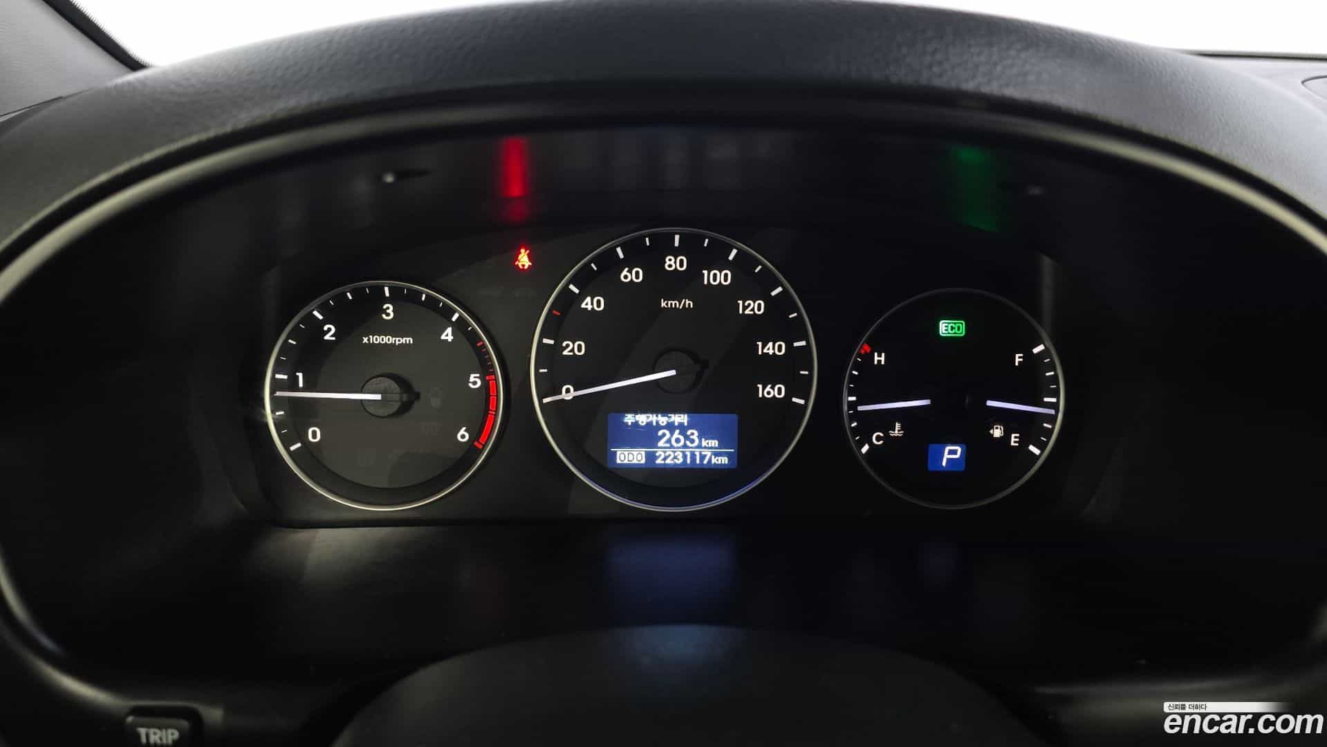 Starex Hyundai 2017.3-INNER-008