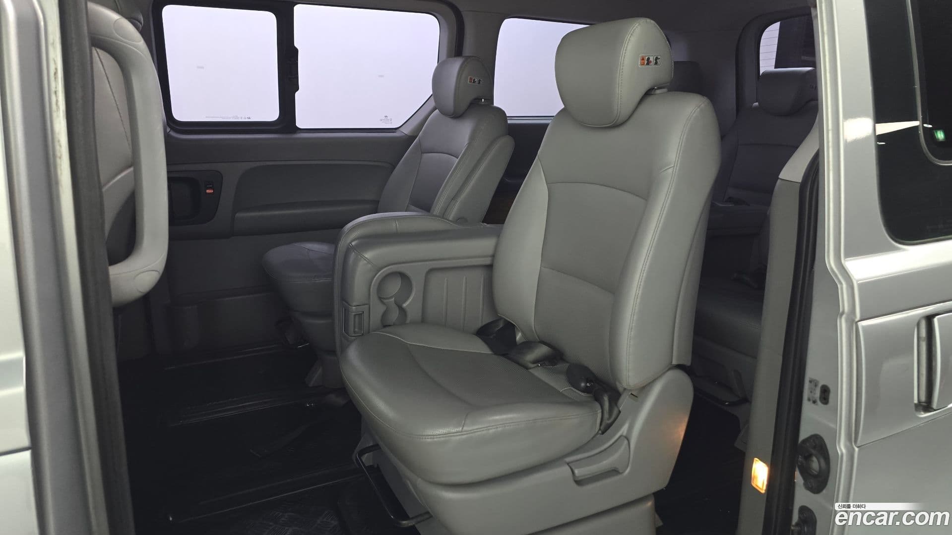 Main__Slider__Photo:Starex Hyundai 2017.3-11